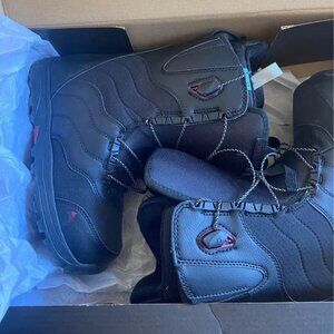 NEW Women’s Burton Mint Snowboard Boots Size 6